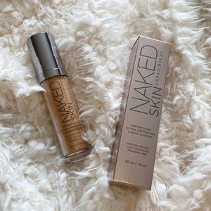 New Urban Decay Naked Skin foundation in shade 3.0